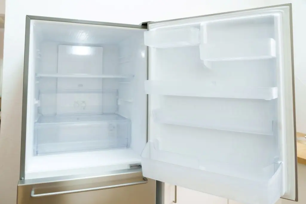新生活で後悔しない！大学生の冷蔵庫選び：サイズ・値段・中古チェックリスト